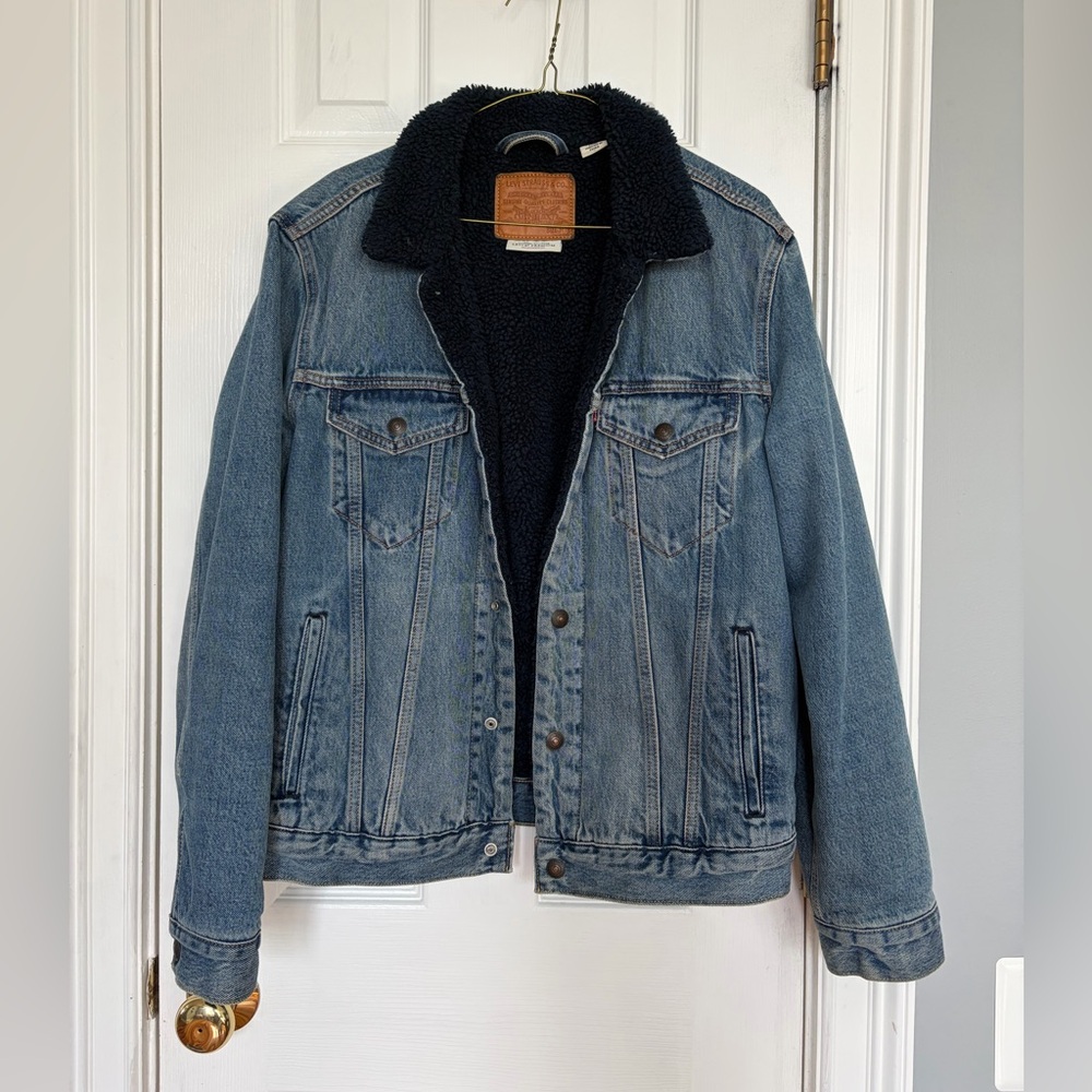 Levi's Navy Blue Sherpa Lined Denim Trucker Jacket